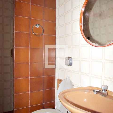 Casa para alugar com 385m², 4 quartos e 3 vagasBanheiro de Serviço