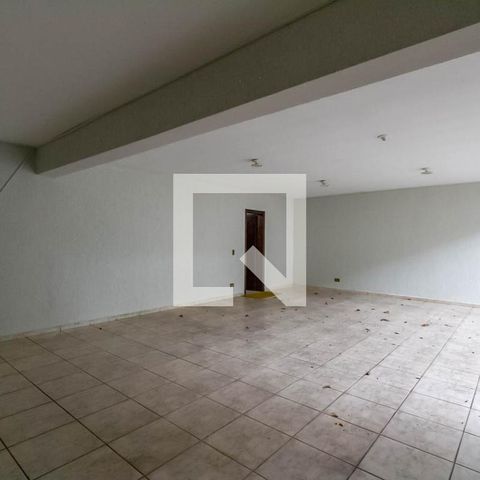 Apartamento à venda com 600m², 3 quartos e 4 vagas Apartamento à venda com 600m², 3 quartos e 4 vagasGaragem