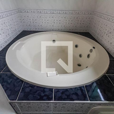 Apartamento à venda com 600m², 3 quartos e 4 vagas Apartamento à venda com 600m², 3 quartos e 4 vagasBanheiro dos Quartos 1 e 2