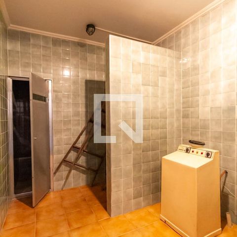Apartamento à venda com 600m², 3 quartos e 4 vagas Apartamento à venda com 600m², 3 quartos e 4 vagasSauna