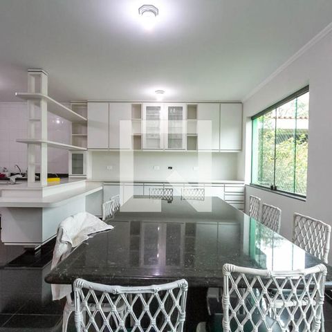Apartamento à venda com 600m², 3 quartos e 4 vagas Apartamento à venda com 600m², 3 quartos e 4 vagasCozinha