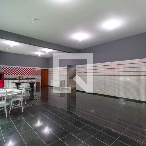 Apartamento à venda com 600m², 3 quartos e 4 vagas Apartamento à venda com 600m², 3 quartos e 4 vagasSalão de festas e churrasqueira
