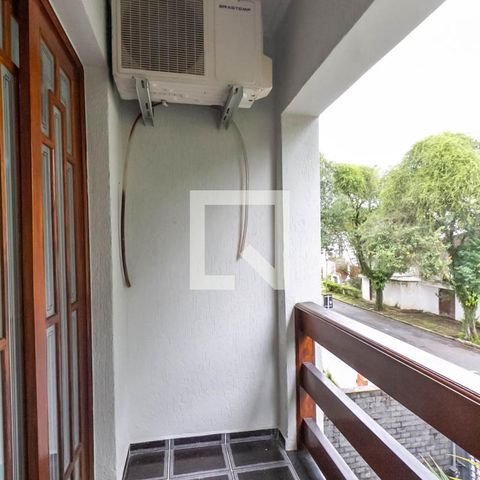 Apartamento à venda com 600m², 3 quartos e 4 vagas Apartamento à venda com 600m², 3 quartos e 4 vagasSacada da Suíte