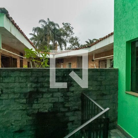 Apartamento à venda com 600m², 3 quartos e 4 vagas Apartamento à venda com 600m², 3 quartos e 4 vagasVista do Escritório