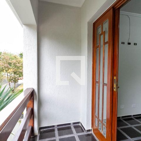 Apartamento à venda com 600m², 3 quartos e 4 vagas Apartamento à venda com 600m², 3 quartos e 4 vagasSacada da Suíte
