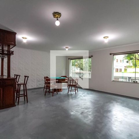 Apartamento à venda com 600m², 3 quartos e 4 vagas Apartamento à venda com 600m², 3 quartos e 4 vagasSala