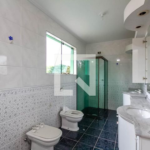 Apartamento à venda com 600m², 3 quartos e 4 vagas Apartamento à venda com 600m², 3 quartos e 4 vagasBanheiro dos Quartos 1 e 2