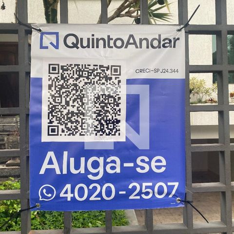Apartamento à venda com 600m², 3 quartos e 4 vagas Apartamento à venda com 600m², 3 quartos e 4 vagasPlaca
