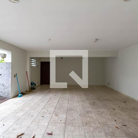 Apartamento à venda com 600m², 3 quartos e 4 vagas Apartamento à venda com 600m², 3 quartos e 4 vagasGaragem