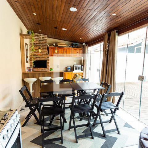 Casa à venda com 70m², 2 quartos e 1 vaga Casa à venda com 70m², 2 quartos e 1 vagaQuiosque da churrasqueira