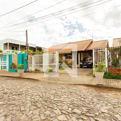 Casa à venda com 70m², 2 quartos e 1 vaga Casa à venda com 70m², 2 quartos e 1 vagaFachada
