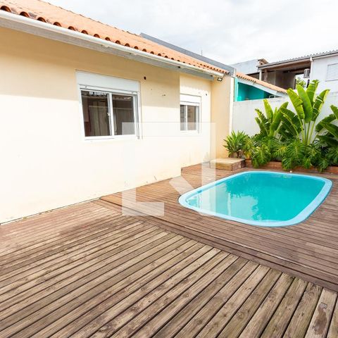 Casa à venda com 70m², 2 quartos e 1 vaga Casa à venda com 70m², 2 quartos e 1 vagaPátio