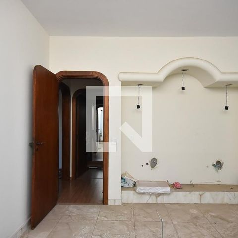 Casa para alugar com 750m², 4 quartos e 5 vagas Casa para alugar com 750m², 4 quartos e 5 vagasBanheiro suíte 1