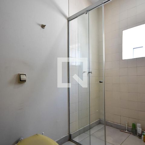 Casa para alugar com 750m², 4 quartos e 5 vagas Casa para alugar com 750m², 4 quartos e 5 vagasBanheiro suíte 3
