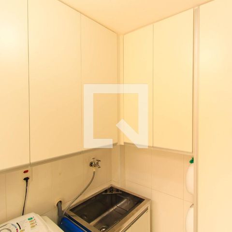 Casa de condomínio à venda com 125m², 3 quartos e 2 vagas Casa de condomínio à venda com 125m², 3 quartos e 2 vagasÁrea de Serviço