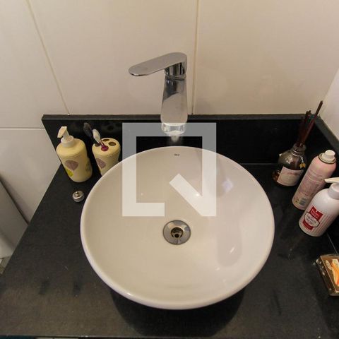 Casa de condomínio à venda com 125m², 3 quartos e 2 vagas Casa de condomínio à venda com 125m², 3 quartos e 2 vagasBanheiro 1