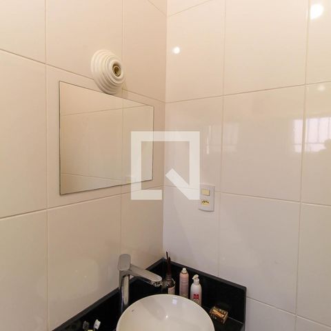 Casa de condomínio à venda com 125m², 3 quartos e 2 vagas Casa de condomínio à venda com 125m², 3 quartos e 2 vagasBanheiro 1
