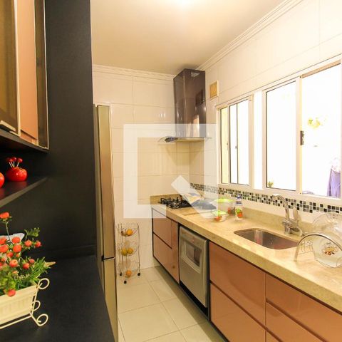 Casa de condomínio à venda com 125m², 3 quartos e 2 vagas Casa de condomínio à venda com 125m², 3 quartos e 2 vagasCozinha