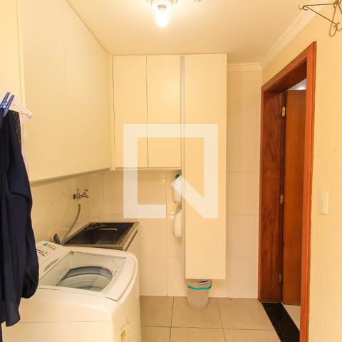 Casa de condomínio à venda com 125m², 3 quartos e 2 vagas Casa de condomínio à venda com 125m², 3 quartos e 2 vagasÁrea de Serviço