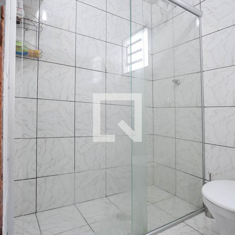 Casa à venda com 285m², 6 quartos e 2 vagasCasa 2 - Banheiro social 