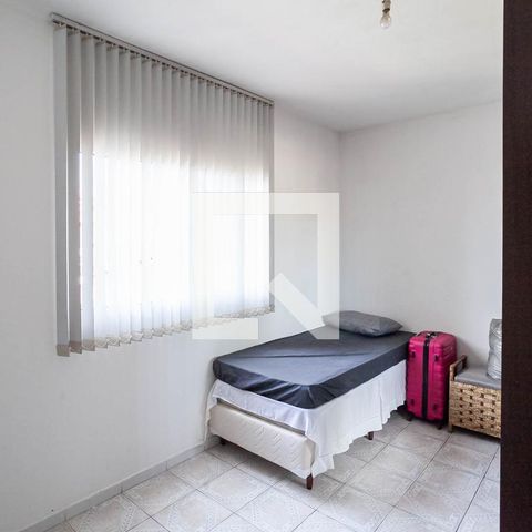 Casa à venda com 285m², 6 quartos e 2 vagasCasa 2 - Quarto 1