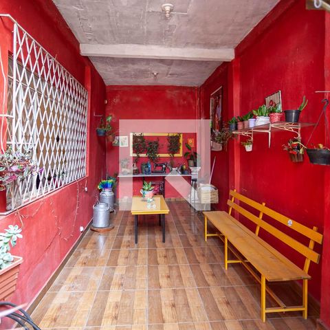 Casa à venda com 285m², 6 quartos e 2 vagasCasa 1 - Quintal