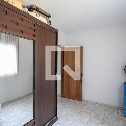 Casa à venda com 285m², 6 quartos e 2 vagasCasa 2 - Quarto 1