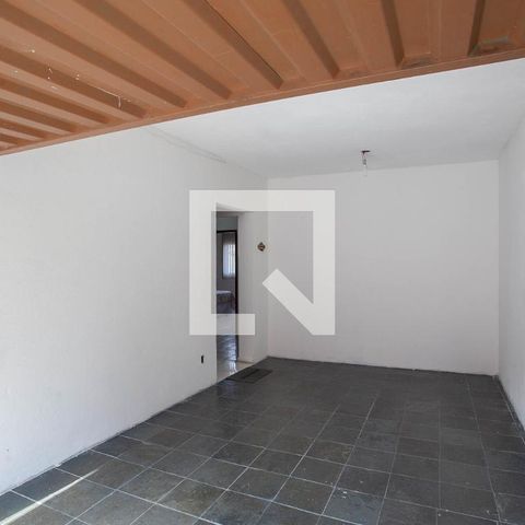 Casa à venda com 285m², 6 quartos e 2 vagasCasa 2 - Garagem