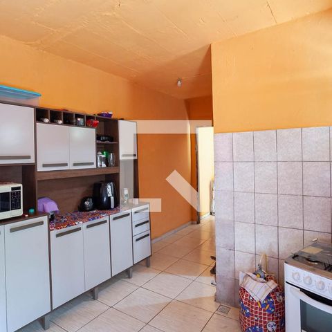 Casa à venda com 285m², 6 quartos e 2 vagasCasa 3 - Cozinha 