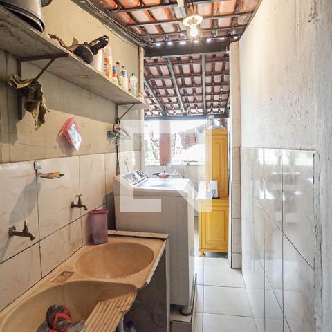 Casa à venda com 285m², 6 quartos e 2 vagasCasa 1 - Área de serviço 