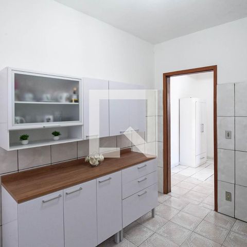 Casa à venda com 285m², 6 quartos e 2 vagasCasa 2 - Cozinha 