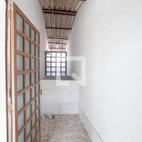 Casa à venda com 285m², 6 quartos e 2 vagasCasa 2 - Entrada 