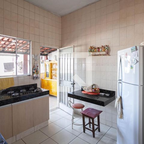 Casa à venda com 285m², 6 quartos e 2 vagasCasa 1 - Cozinha 