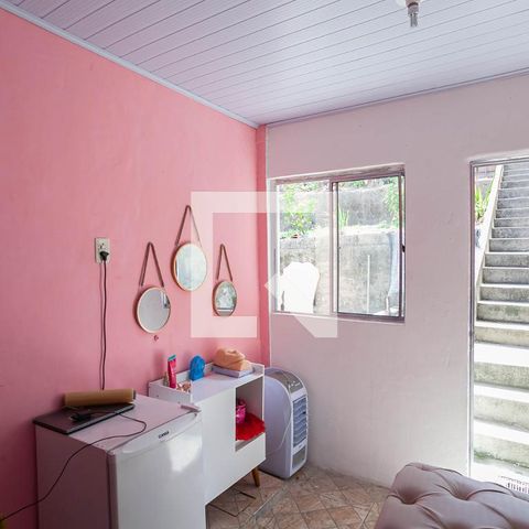 Casa à venda com 285m², 6 quartos e 2 vagasCasa 3 - Quarto 1