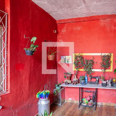Casa à venda com 285m², 6 quartos e 2 vagasCasa 1 - Quintal