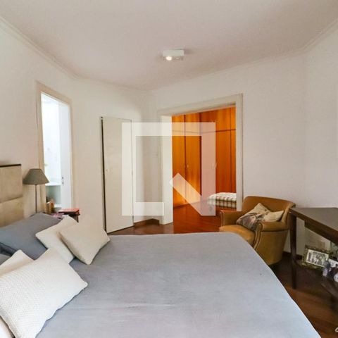 Apartamento à venda com 227m², 3 quartos e 4 vagasSuíte 1