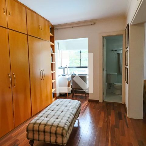 Apartamento à venda com 227m², 3 quartos e 4 vagasSuíte 1