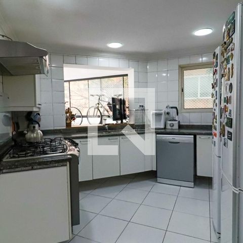 Apartamento à venda com 227m², 3 quartos e 4 vagasCozinha