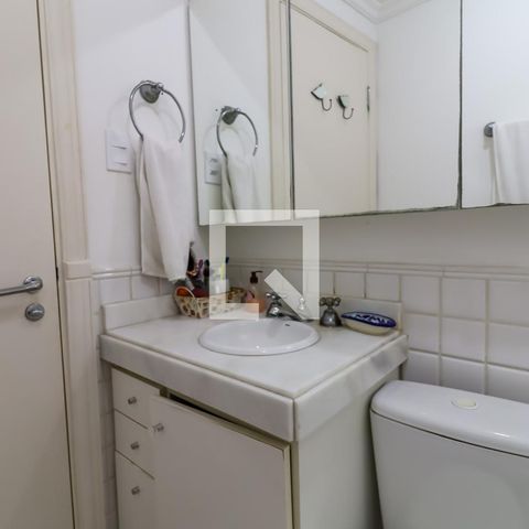 Apartamento à venda com 227m², 3 quartos e 4 vagasBanheiro da Suíte 3