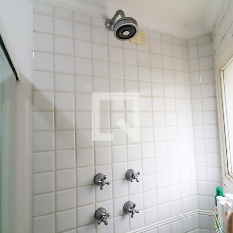 Apartamento à venda com 227m², 3 quartos e 4 vagasBanheiro da Suíte 3