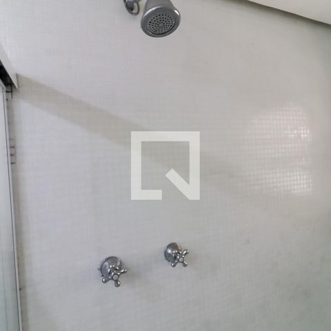 Apartamento à venda com 227m², 3 quartos e 4 vagasBanheiro 1 da Suíte 1