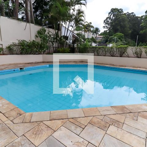 Apartamento à venda com 227m², 3 quartos e 4 vagasÁrea comum - Piscina