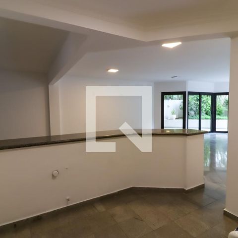 Apartamento à venda com 227m², 3 quartos e 4 vagasÁrea comum - Salão de festas
