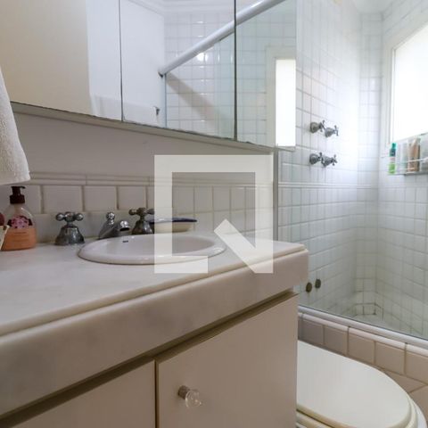 Apartamento à venda com 227m², 3 quartos e 4 vagasBanheiro da Suíte 3