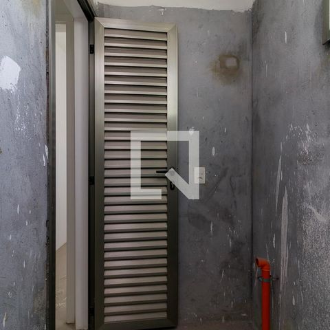 Apartamento à venda com 485m², 4 quartos e 5 vagasBanheiro de Empregados