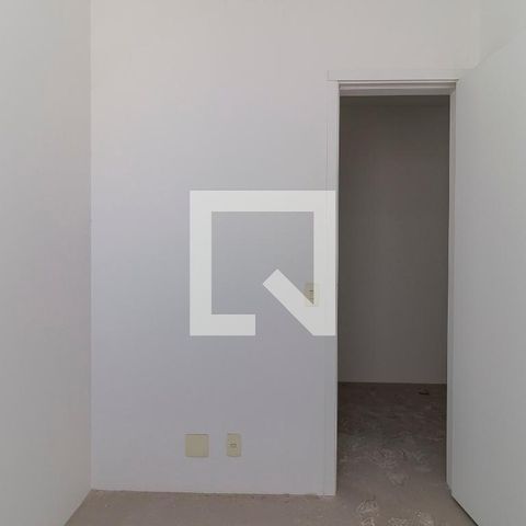 Apartamento à venda com 485m², 4 quartos e 5 vagasQuarto de empregados 2