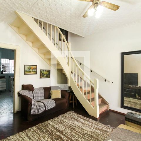 Casa à venda com 140m², 4 quartos e 1 vaga Casa à venda com 140m², 4 quartos e 1 vagaSala