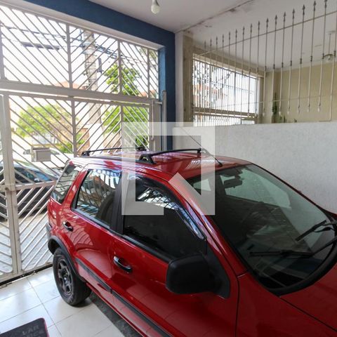 Casa à venda com 140m², 4 quartos e 1 vaga Casa à venda com 140m², 4 quartos e 1 vagaGaragem