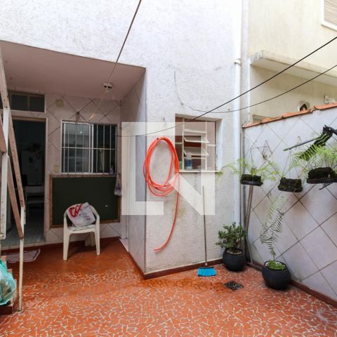 Casa à venda com 140m², 4 quartos e 1 vaga Casa à venda com 140m², 4 quartos e 1 vagaVista Quarto de Serviço