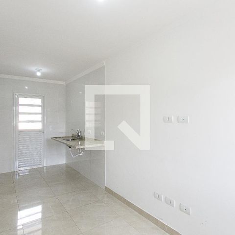 Apartamento para alugar com 40m², 2 quartos e 1 vaga Apartamento para alugar com 40m², 2 quartos e 1 vagaSala e Cozinha